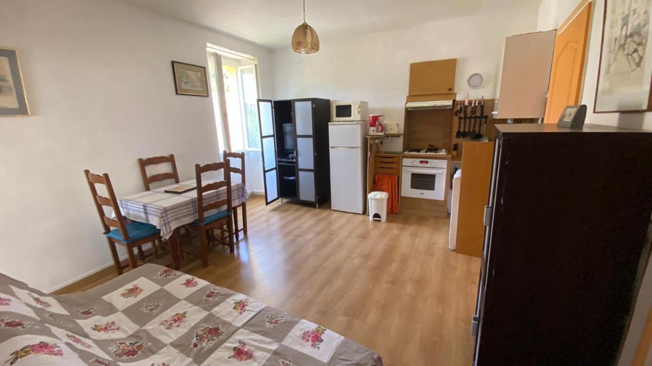 A Petricaghja Apartment Alata Ngoại thất bức ảnh
