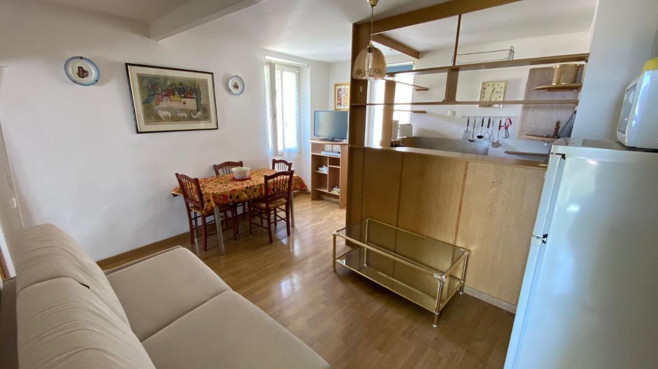 A Petricaghja Apartment Alata Ngoại thất bức ảnh
